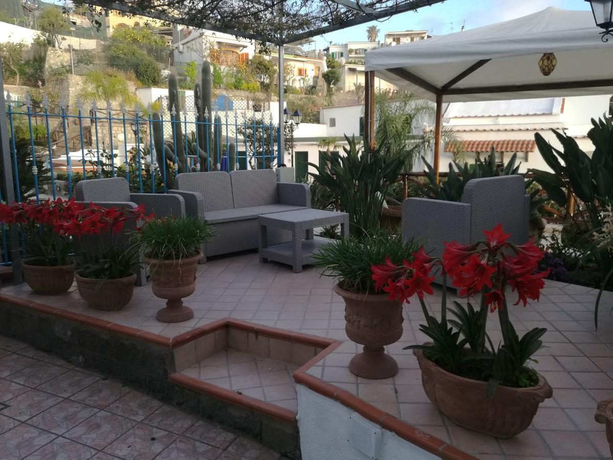 Villa Loreta Forio di Ischia Exteriör bild